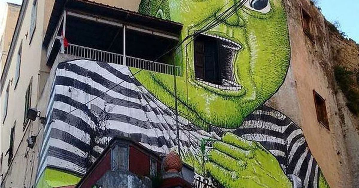 A Napoli c’è un Gigante verde