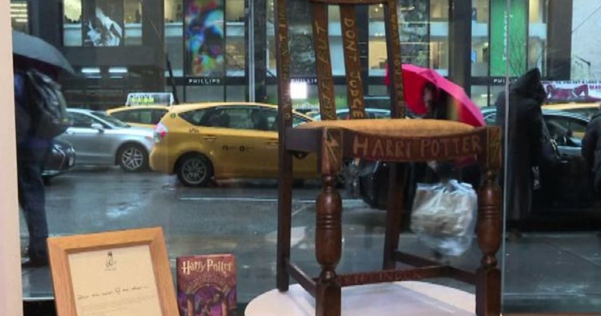 All’asta a NY la sedia su cui J.K.Rowling scrisse “Harry Potter”