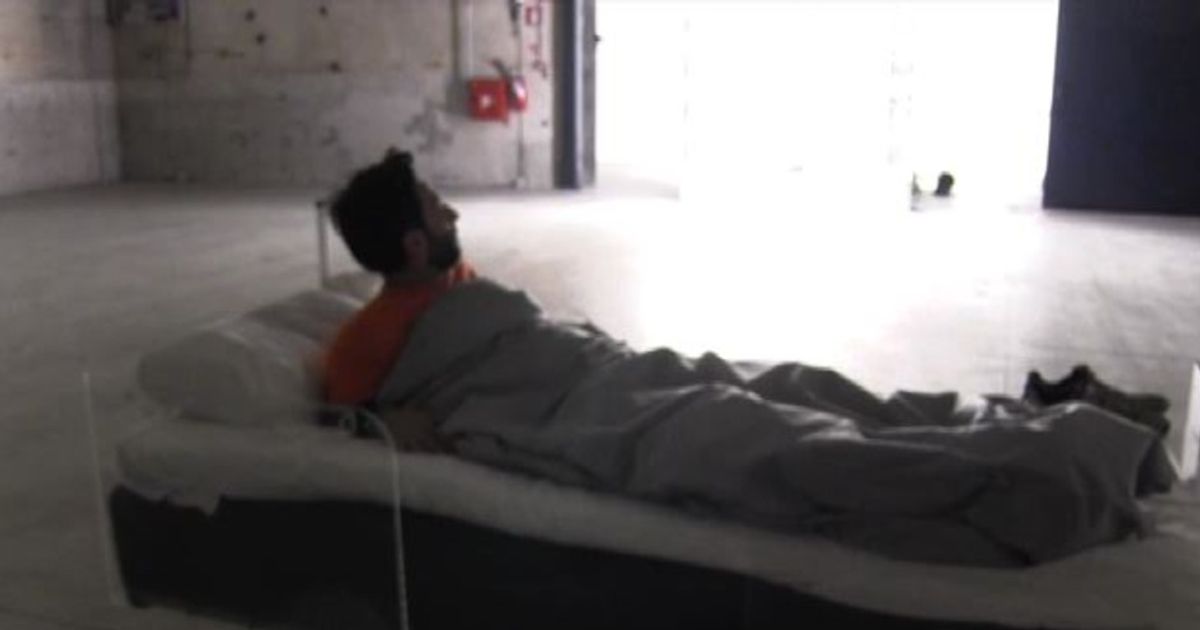 Dormire in un’opera d’arte: esperienza Holler e aura ritrovata