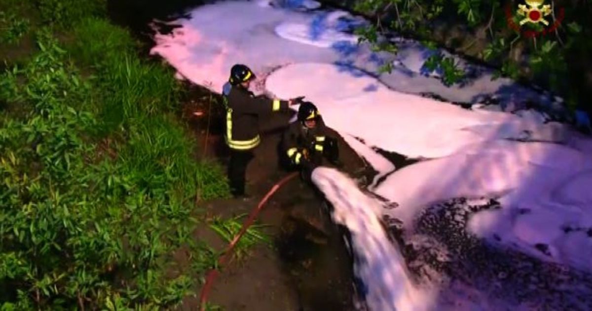 Allarme a Genova per nuovo sversamento idrocarburi nel Polcevera