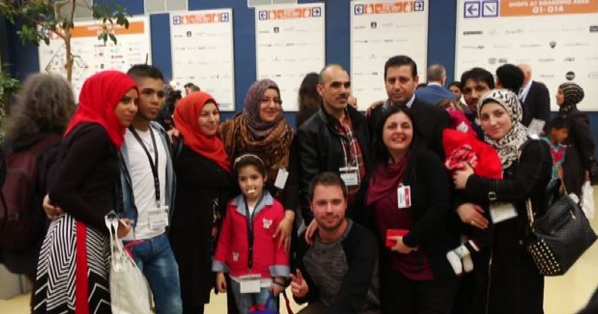 I 101 profughi arrivati a Fiumicino: vogliamo imparare l’italiano