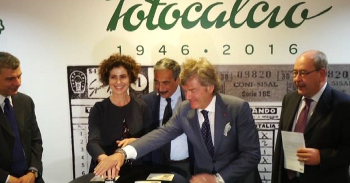 Un francobollo per celebrare i 70 anni del Totocalcio