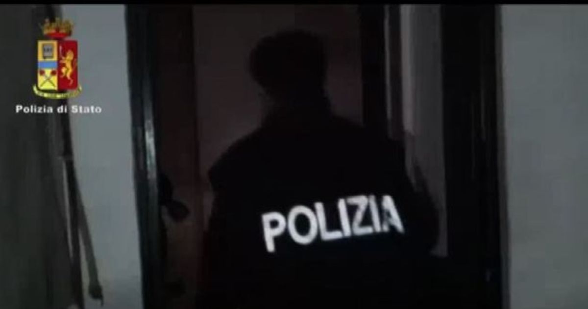 Catania, scoperto “centro raccolta clandestino” di migranti