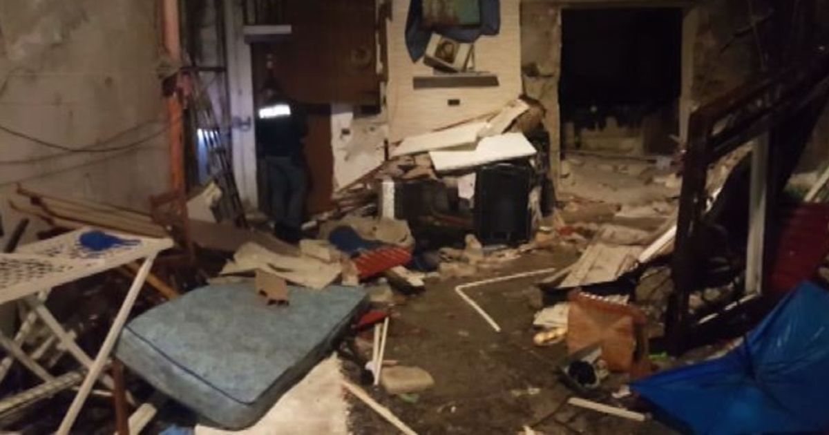 Esplosione nel centro di Napoli: morta una donna, sei i feriti