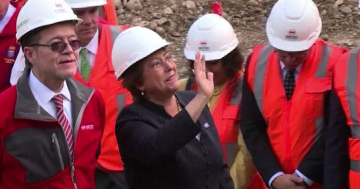 A Santiago del Cile il metrò viaggia a energia solare ed eolica