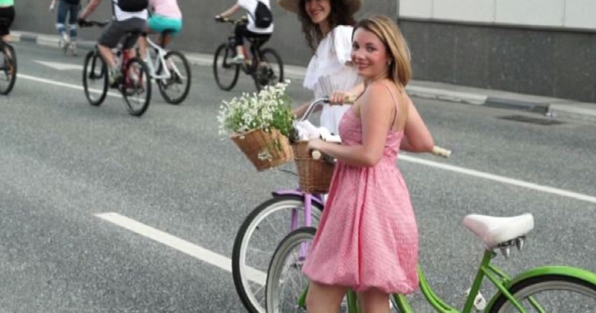 Tutti in bici a Mosca, in parata per promuovere il ciclismo