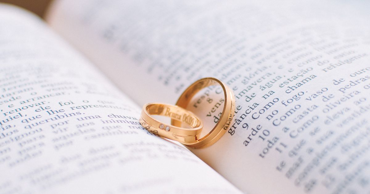 Cerca l’anello della nonna: la risposta incredibile arriva da “un’amica”…