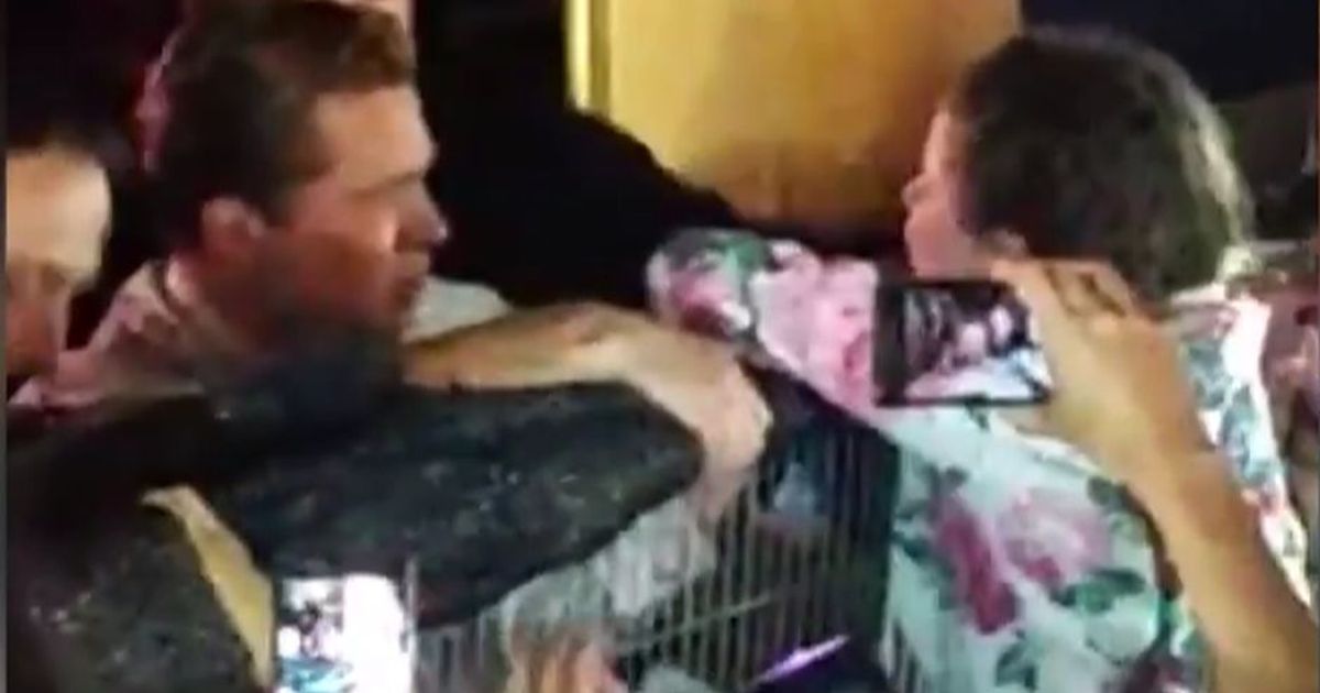 Brad Pitt eroe anche fuori dal set salva una bambina dalla folla