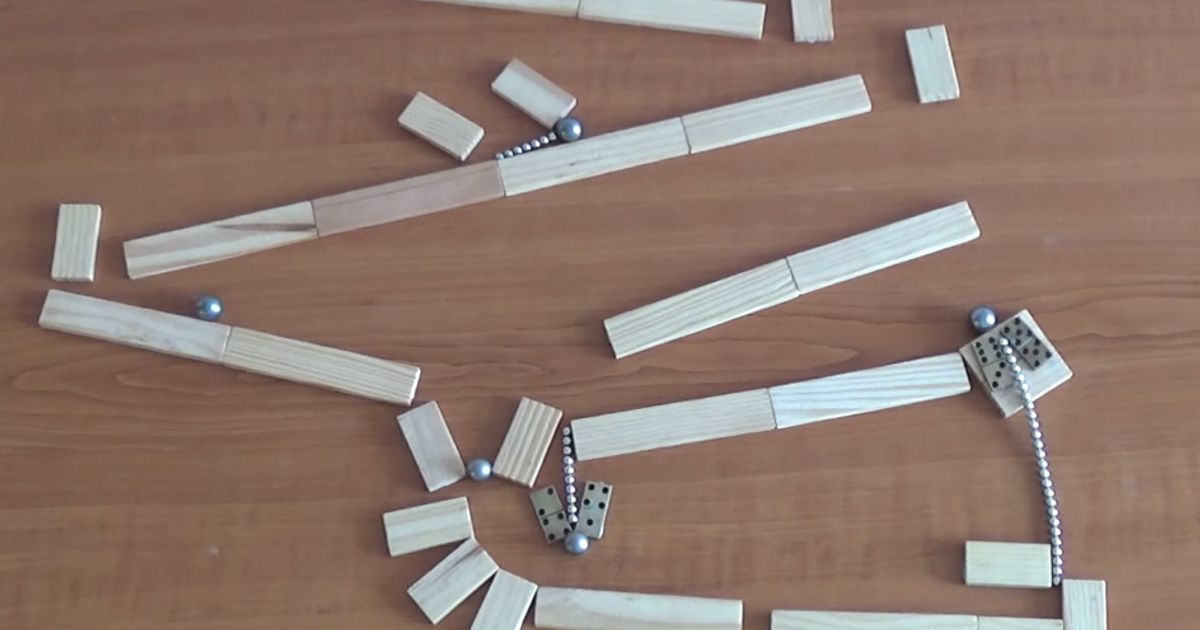 Un rompicapo, un labirinto, un domino: che idea!