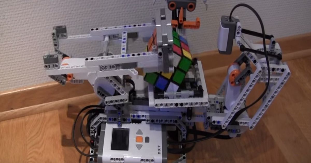 Cos i Lego risolvono il cubo di Rubik