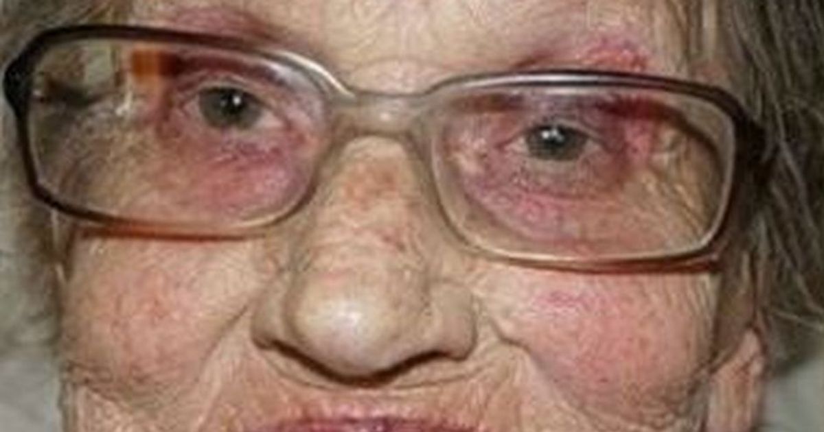 La nonna diventa la nuova icona del make up