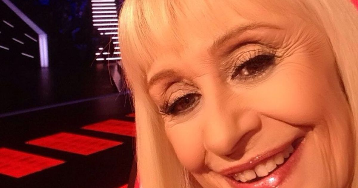 Gaffe di Raffaella Carrà: confonde Bob Dylan con Marley