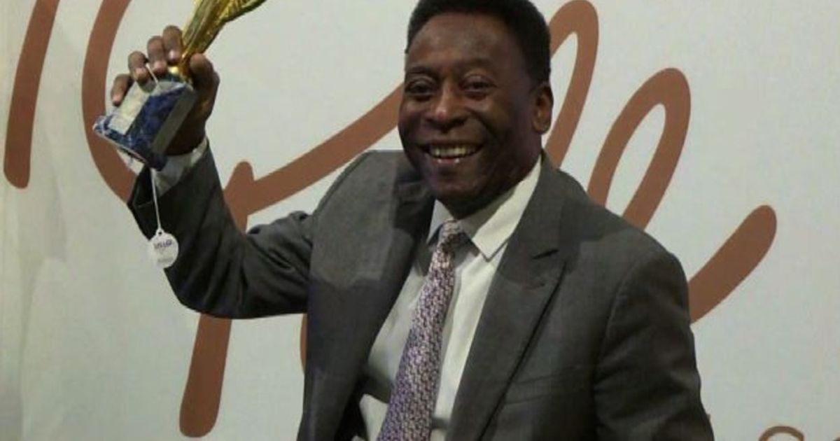 Pelé: “Brasiliani tristi fra zika e politica”
