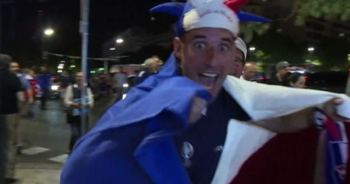 La Francia piega l’Albania 2-0, esultano i tifosi dei Blues