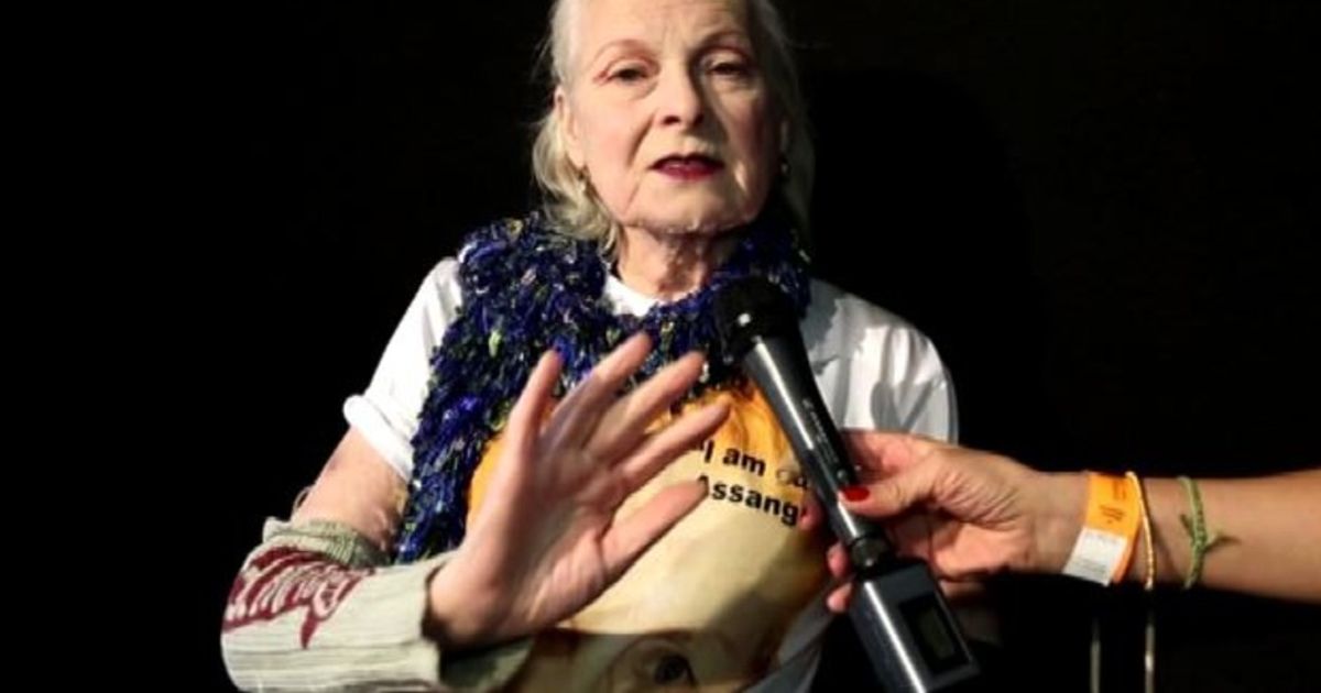 Milano moda uomo, Vivienne Westwood in favore di Julian Assange