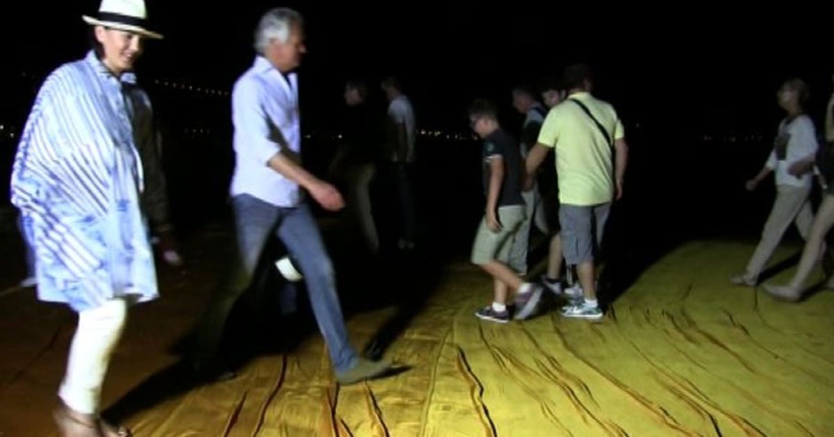 The Floating Piers, l’ultima notte tra confusione e felicità