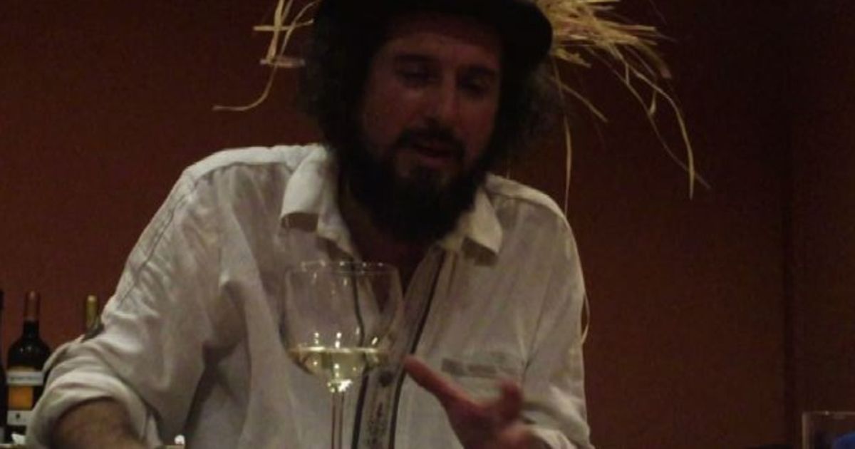 Migranti, Capossela: Non pensate a chi arriva, ma a cosa lasciano