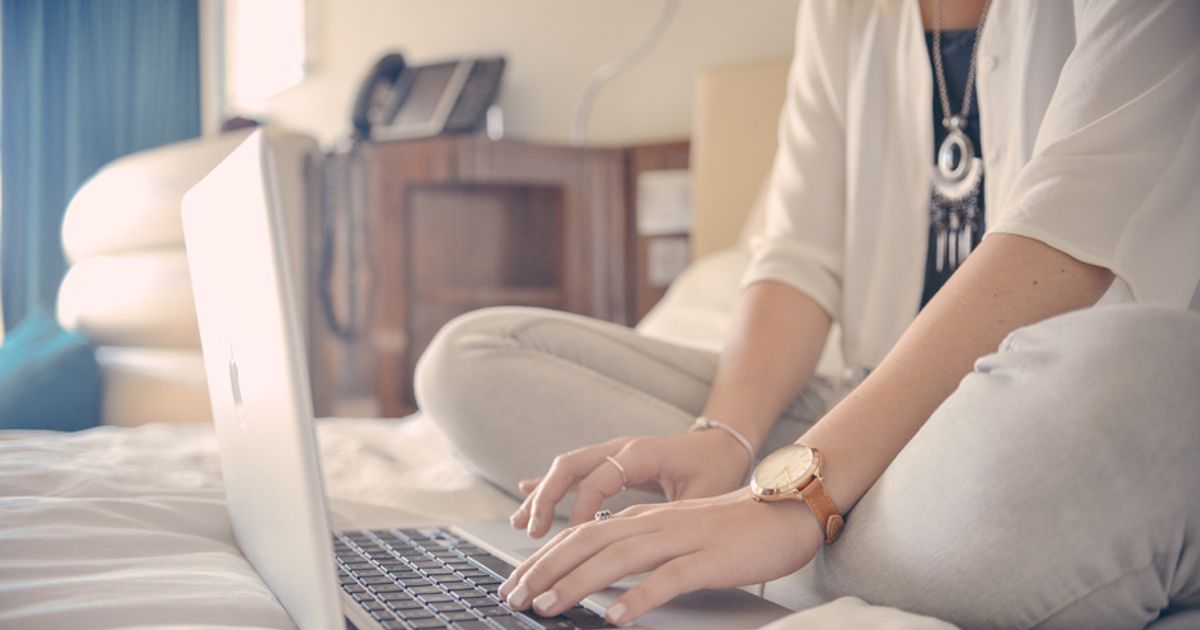 Allarme per chi legge dal PC prima di dormire