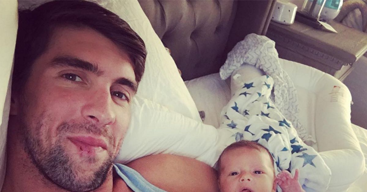 Il piccolo Boomer, amore di papà: il ‘gigante’ Phelps