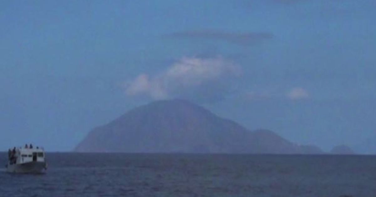 Alicudi, nel paradiso remoto le Poste al centro della comunità