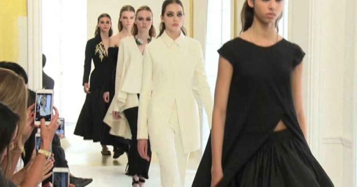 Bianco-nero, Dior va sul classico aspettando Maria Grazia Chiuri