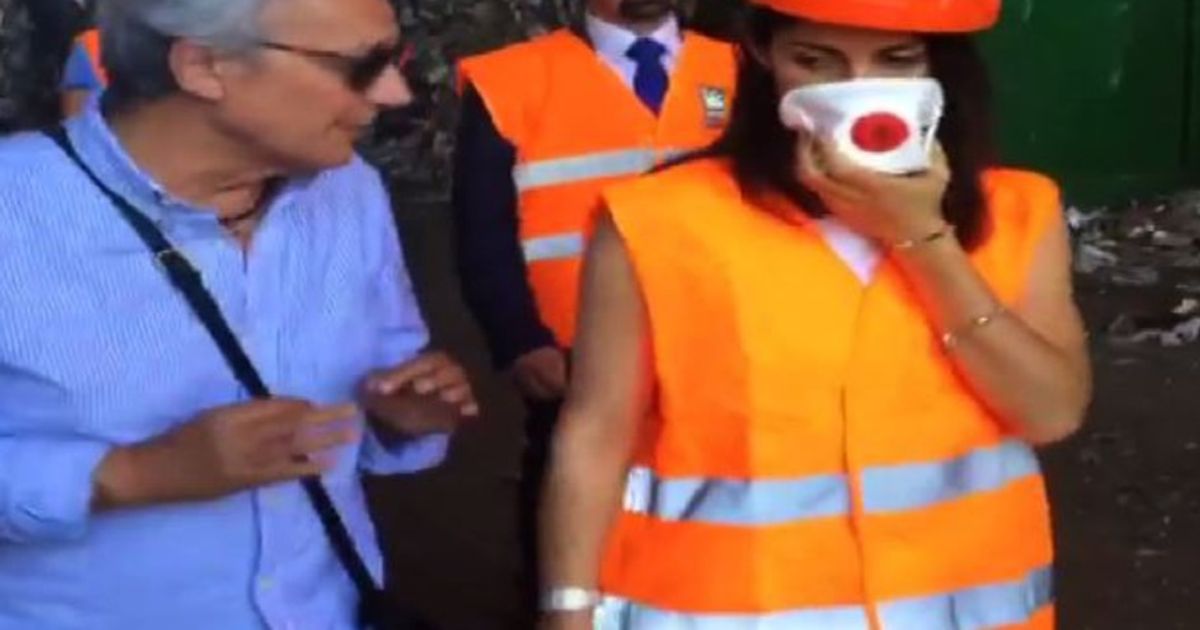 Raggi pettorina e caschetto arancioni: “Impianto dell’Ama folle”