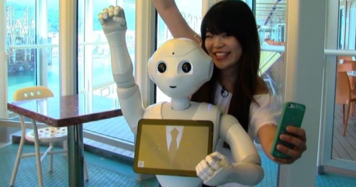 Pepper accoglie e diverte i passeggeri della Costa Diadema