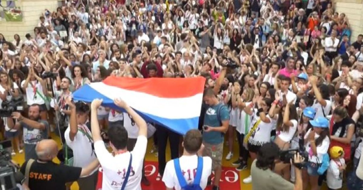 Nizza, il cordoglio all’inaugurazione del festival di Giffoni