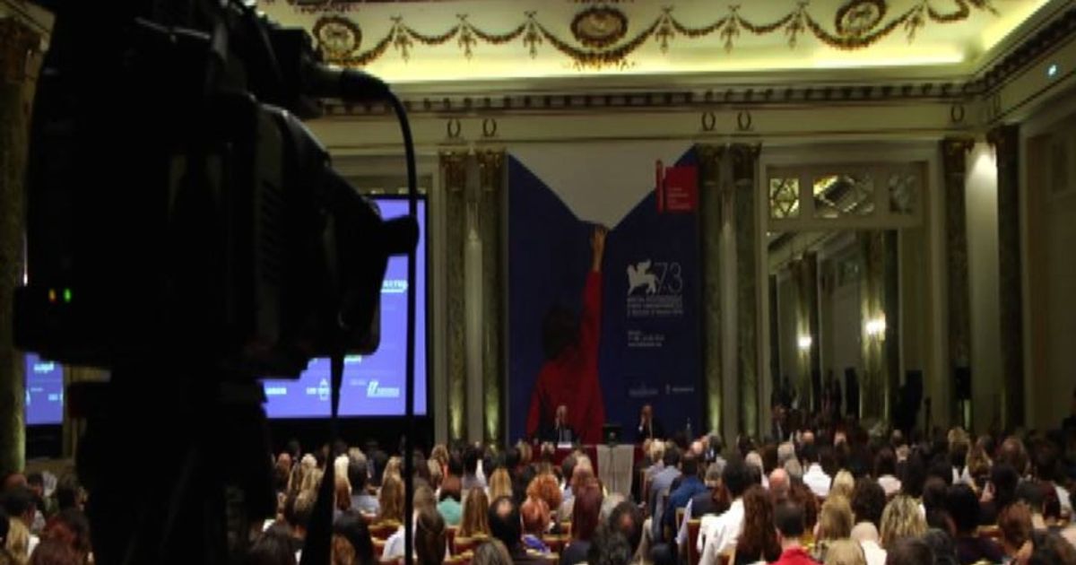 Mostra Venezia, in concorso Kusturica, Wenders, Ford e 3 italiani