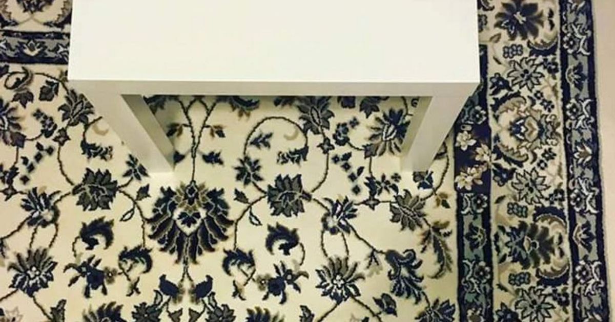 Dov’è il cellulare? Sul web si gioca a una nuova illusione ottica