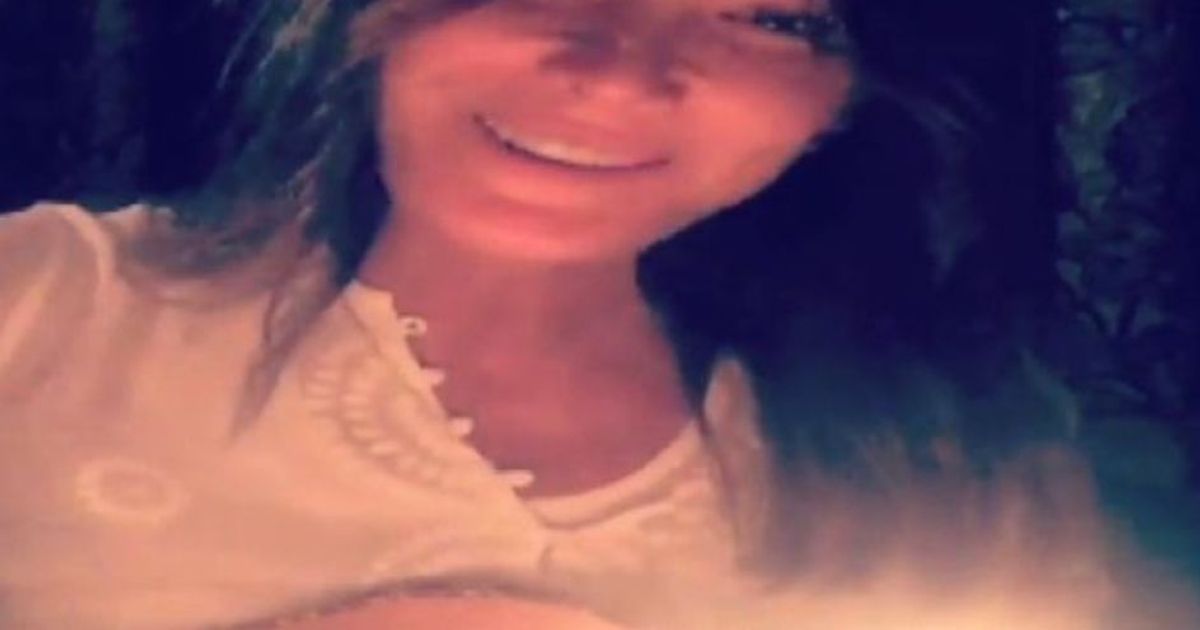 Carla Bruni canta “Buonanotte Fiorellino”, 10.000 visualizzazioni