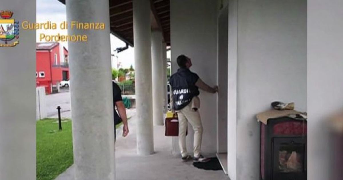 Si dichiaravano nullatenenti al Fisco, sequestro di 2,5 milioni