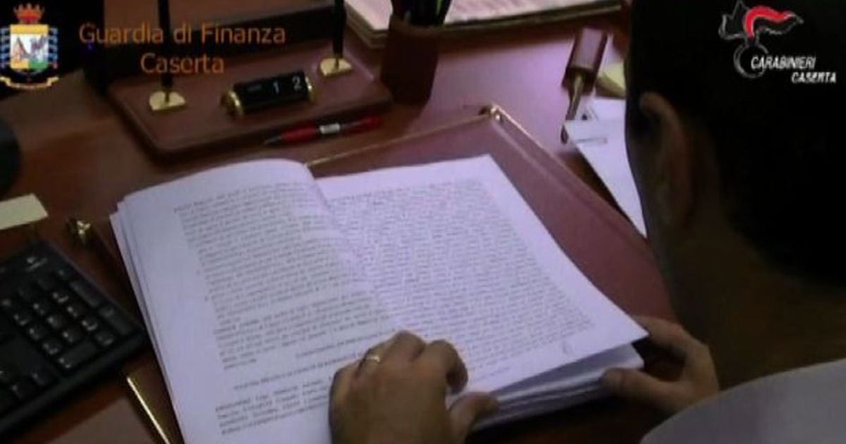 Arresti per appalti a Caserta, anche presidente della Provincia