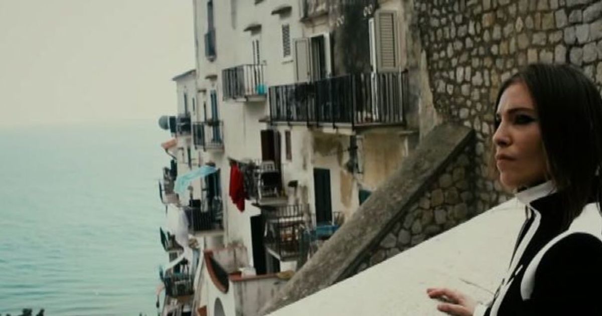 Loredana Errore più forte del dolore, torna con ‘Luce infinita’