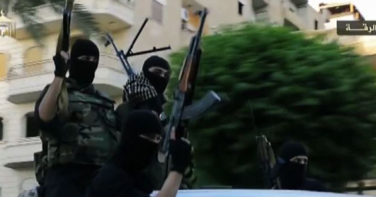 Il contrabbando di sigarette finanzia il terrorismo dell’Isis