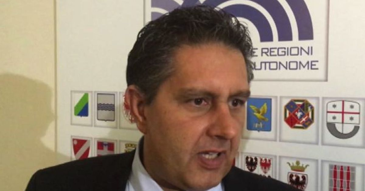 Immigrati, Toti: le Regioni vogliono incontrare Renzi