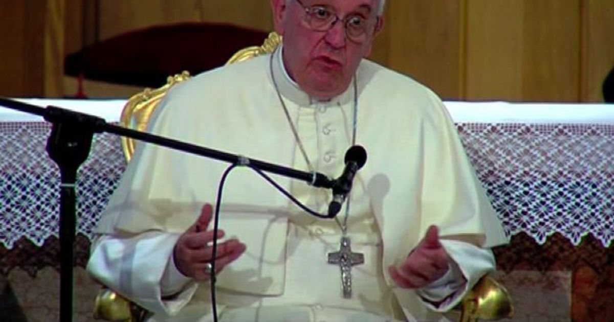 Papa: c’è una guerra mondiale per distruggere il matrimonio