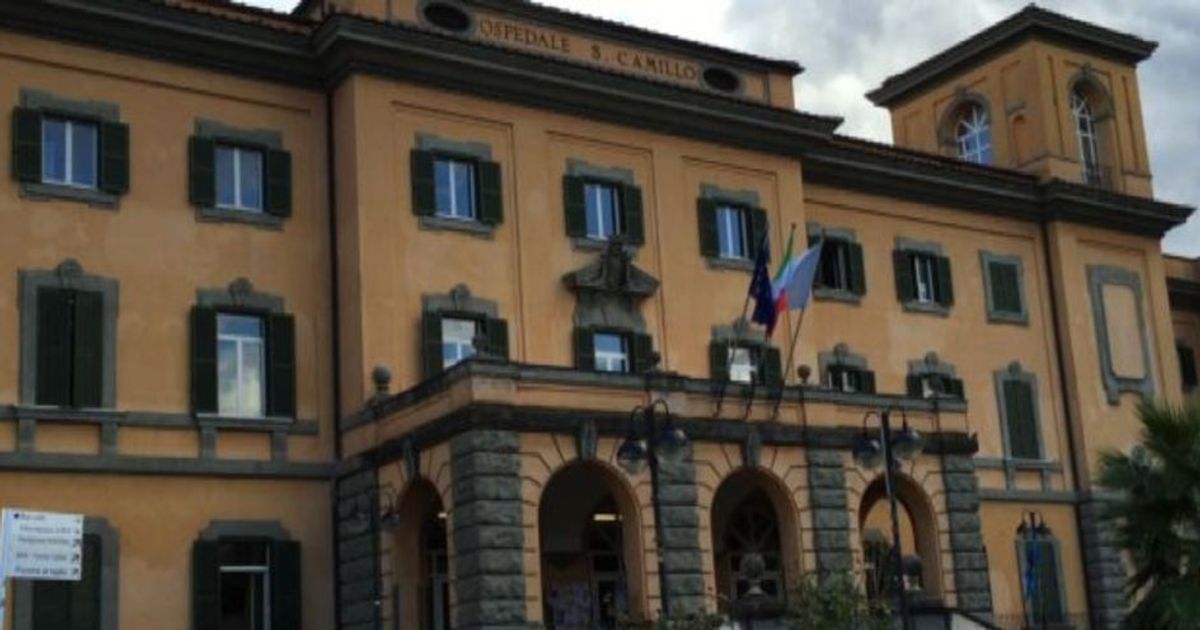 Morte al pronto soccorso: “Succede spesso, non solo a mio padre”