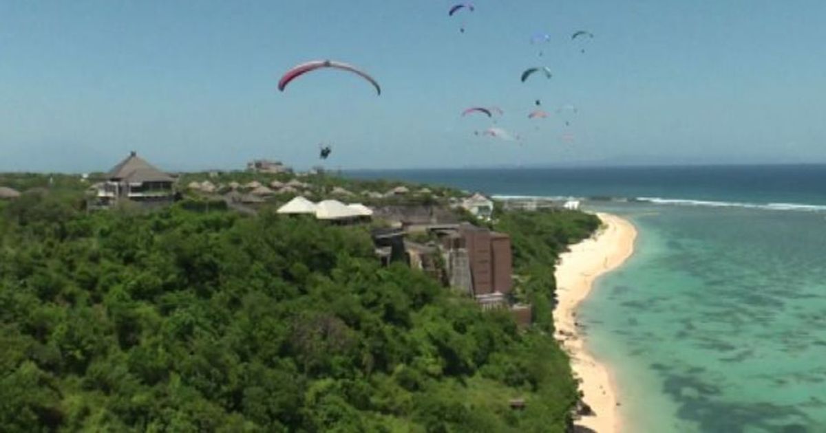 Indonesia parapendio a Bali stabilito nuovo record mondiale