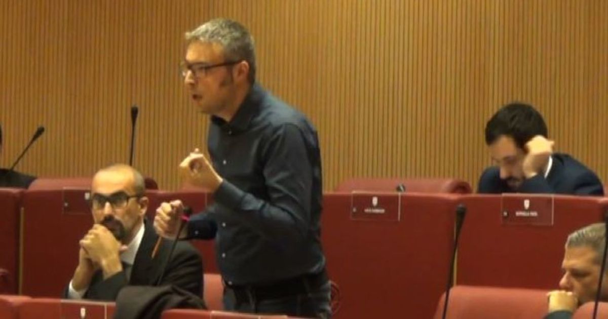 Liguria, consigliere M5S si scusa: interrogazione sbagliata
