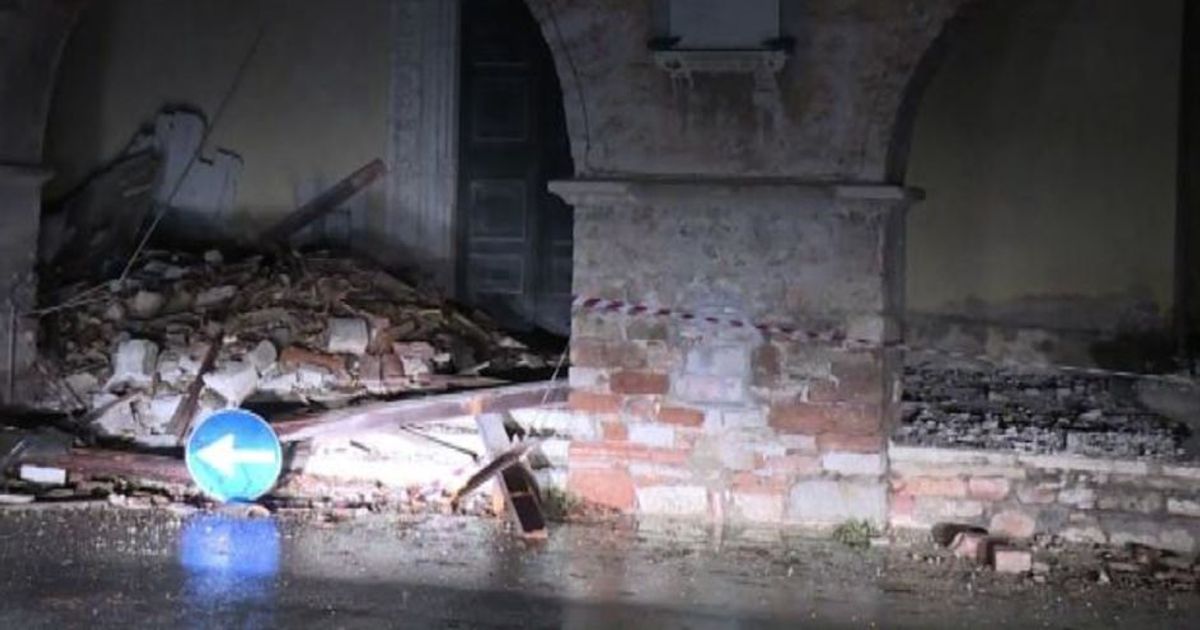 Terremoto, notte di paura in centro Italia dopo le nuove scosse
