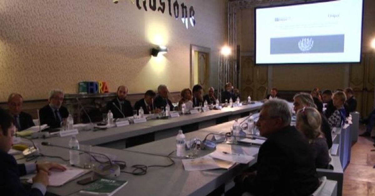 Welfare, più sinergie pubblico-privato in assistenza e previdenza