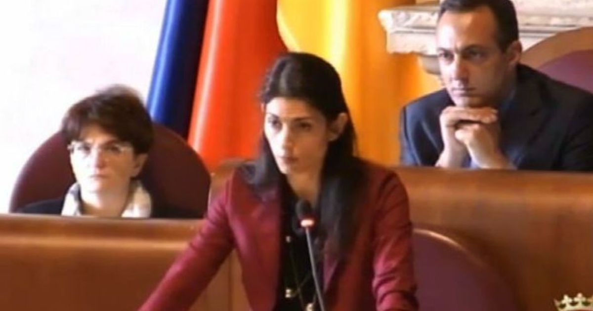 Roma, Raggi: Metro C arriverà fino ai Fori, poi da lì si ragiona