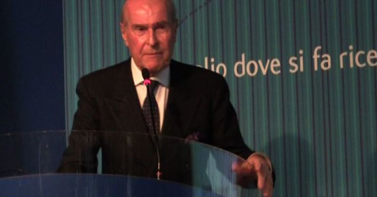 Addio a Umberto Veronesi, una vita spesa nella lotta ai tumori