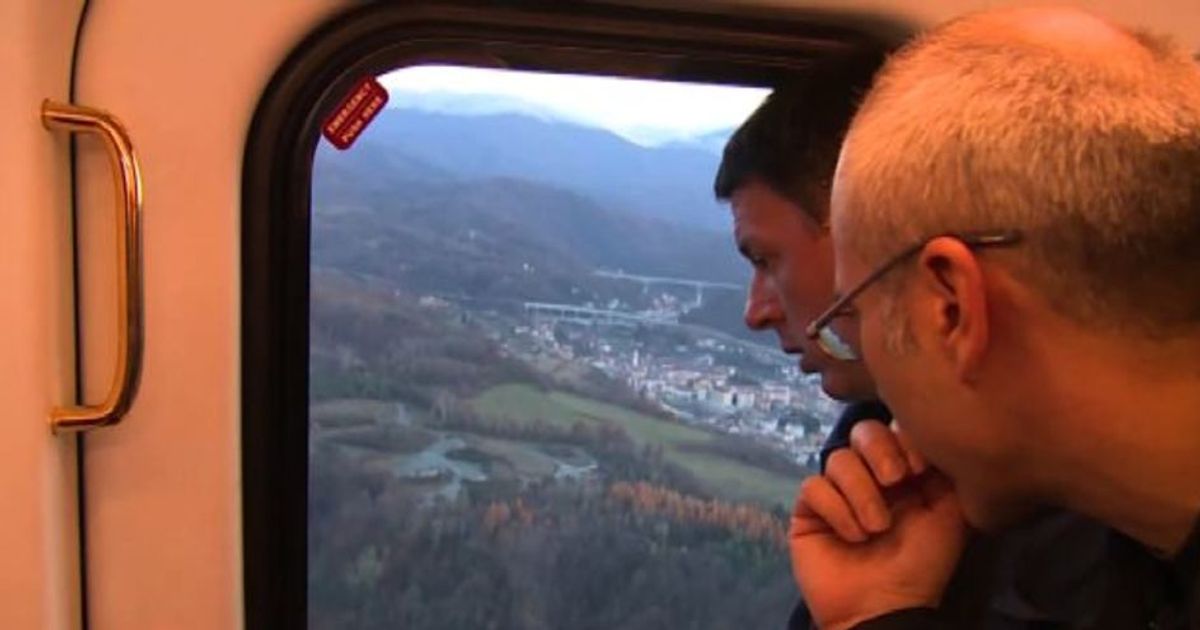 Renzi effettua un sopralluogo nelle zone alluvionate del Savonese