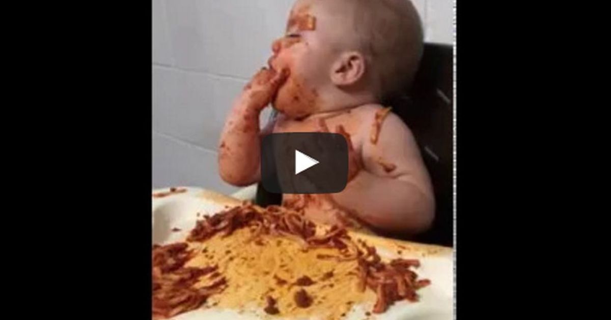 Quando il sonno è un’opzione, mangiare diventa un pasticcio!