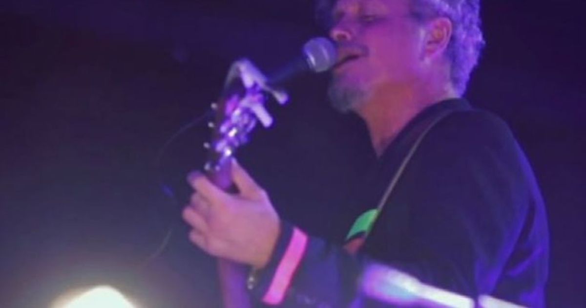 Niccolò Fabi torna live con il tour “Una somma di piccole cose”