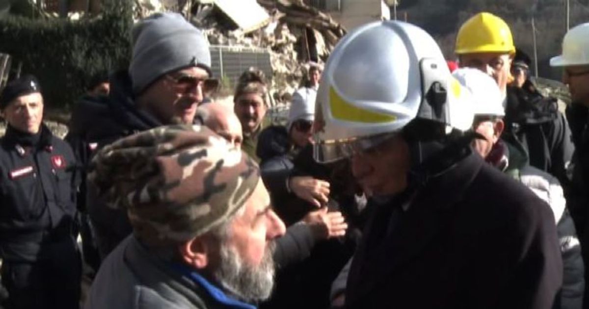 Mattarella ad Amatrice: emergenza sisma priorità per tutta Italia
