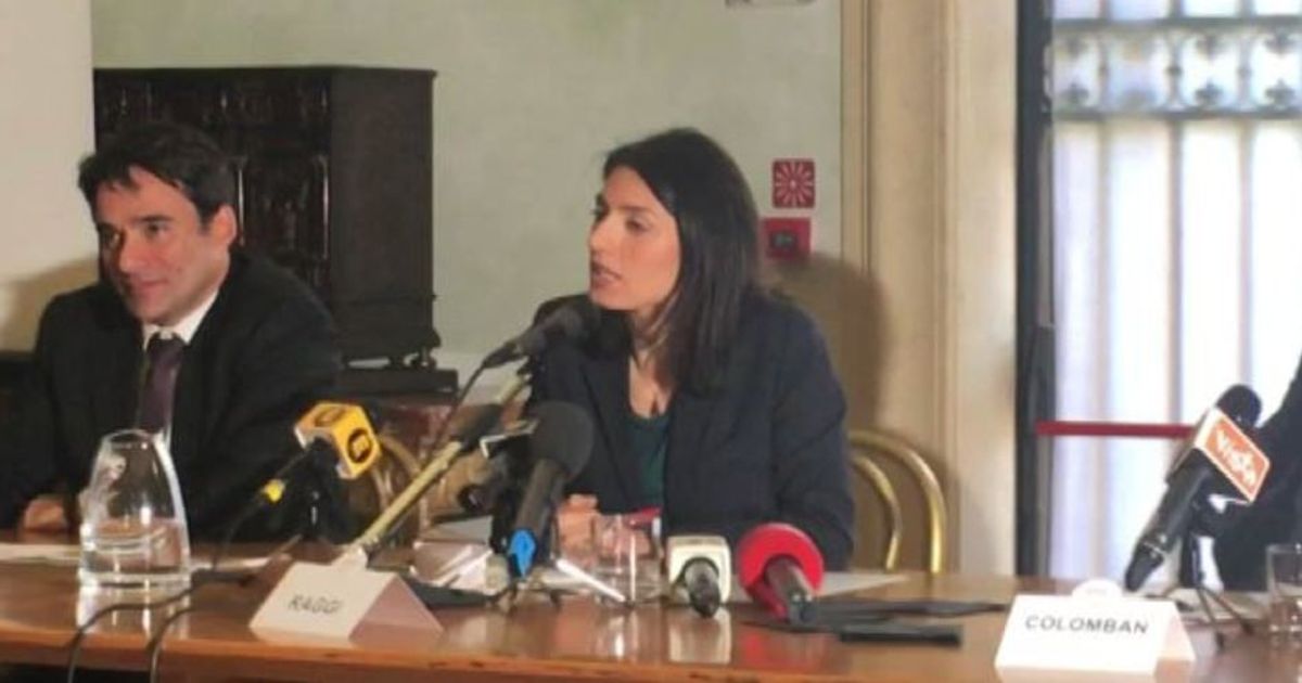 Virginia Raggi: perquisizioni in Campidoglio? E’ un atto dovuto