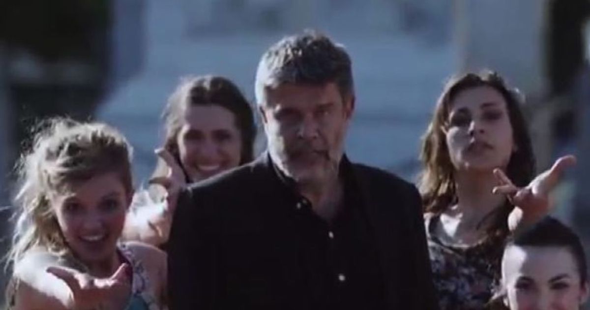 Arriva “La canzone della prostata”, irriverente e stravagante